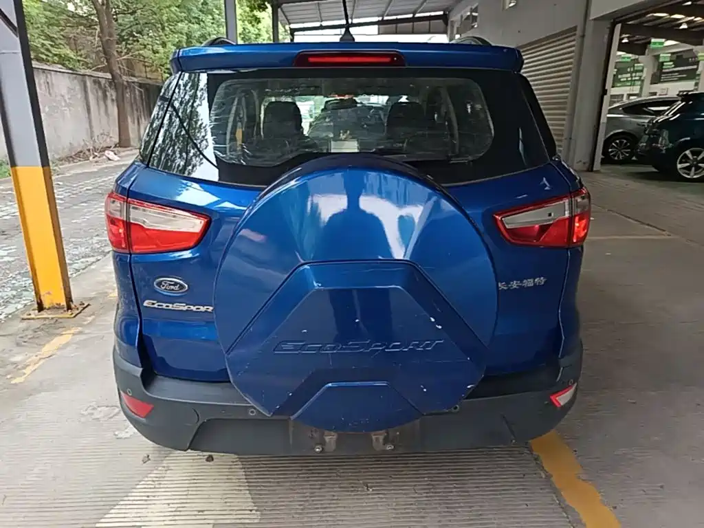 Ford Ecosport — фото 6