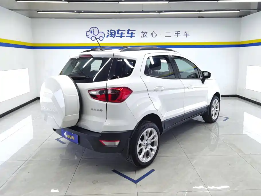 Ford Ecosport — фото 3
