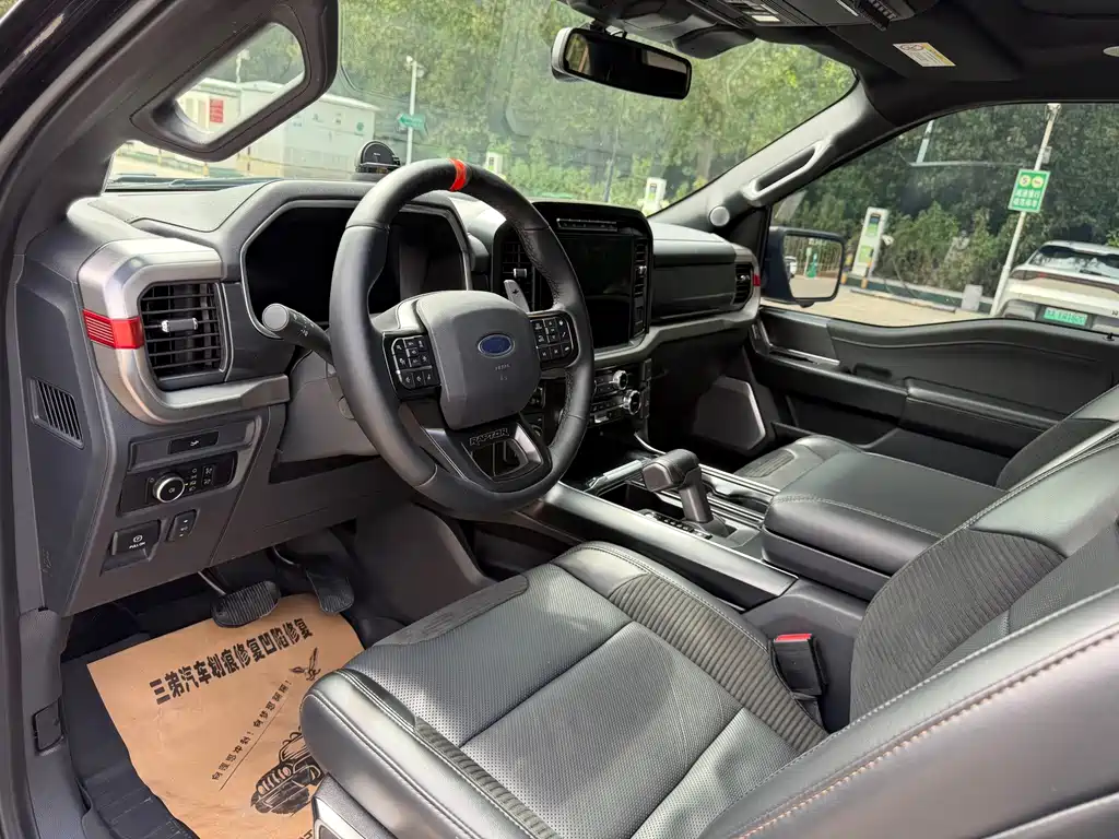 Ford F-150 Raptor — фото 15