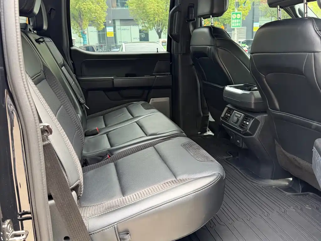 Ford F-150 Raptor — фото 17