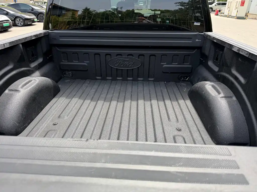 Ford F-150 Raptor — фото 24