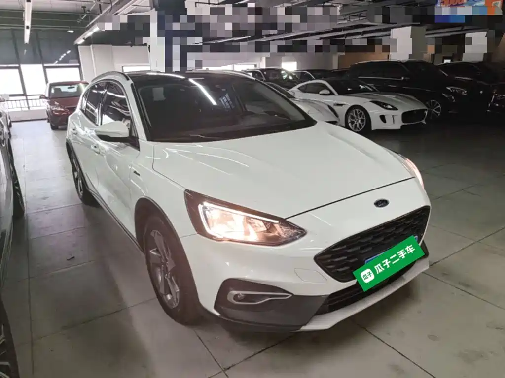 Ford Focus Active — фото 4