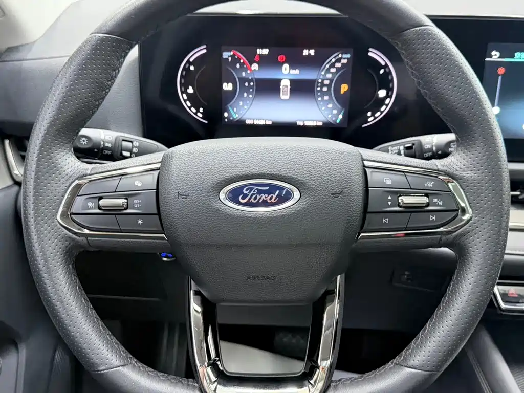 Ford Equator Sport — фото 13