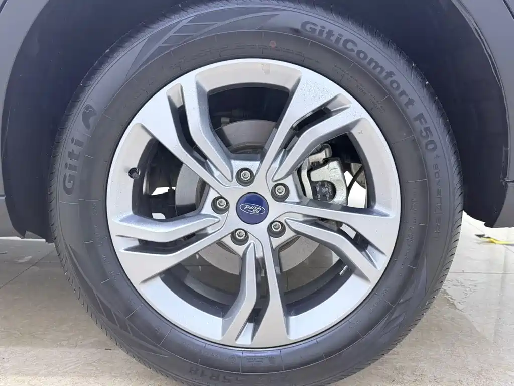 Ford Equator Sport — фото 22