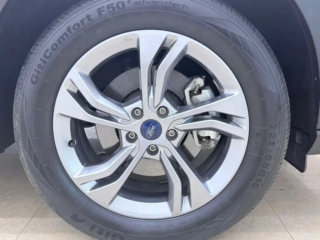 Ford Equator Sport — фото 24