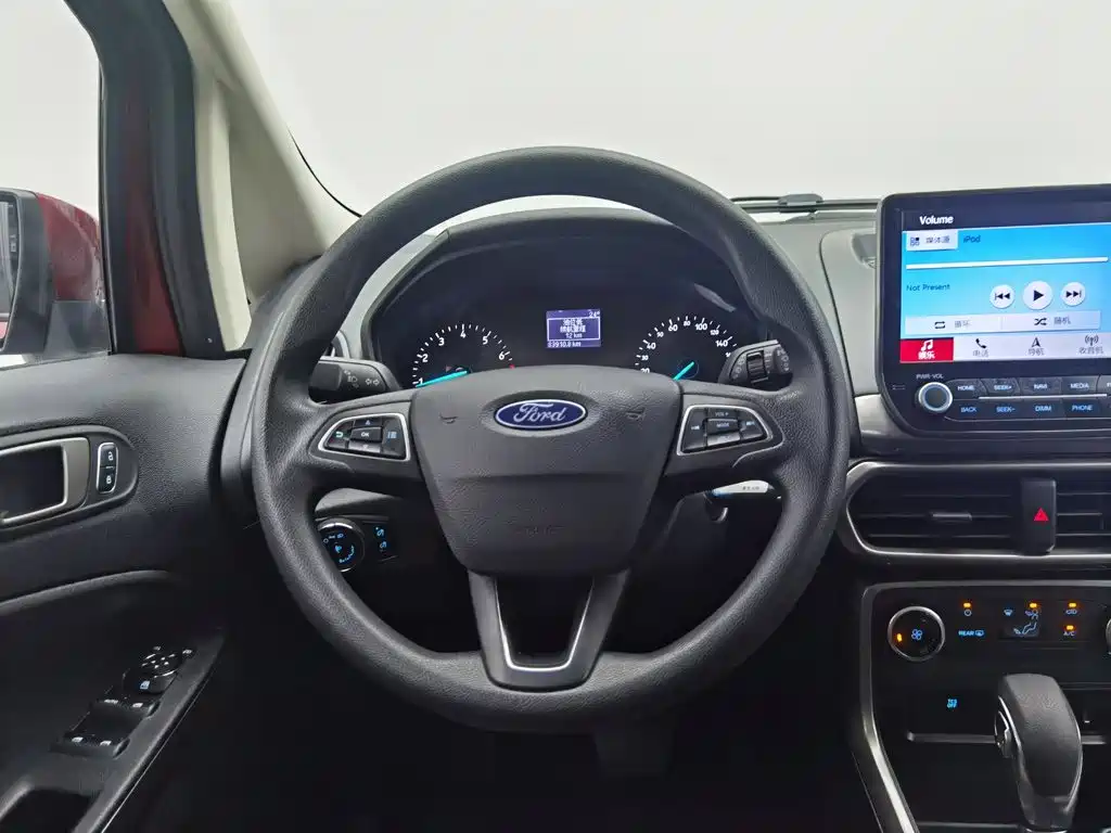 Ford Ecosport — фото 11