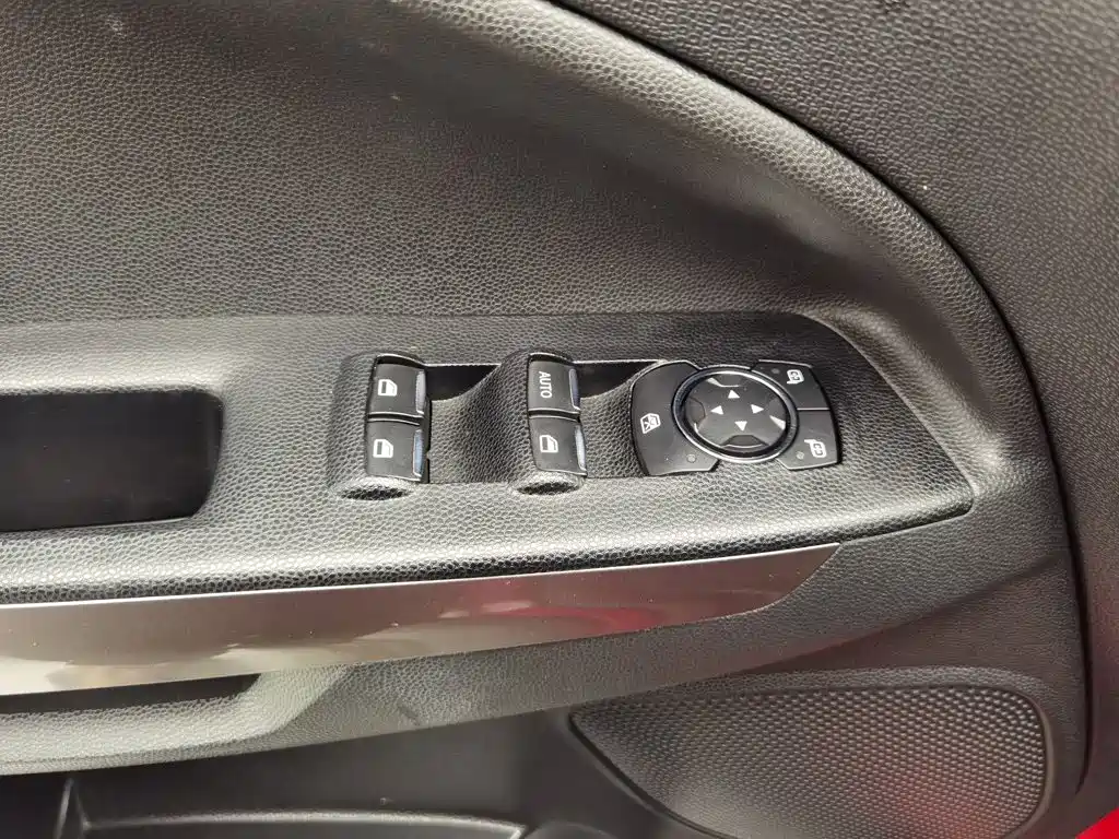 Ford Ecosport — фото 9
