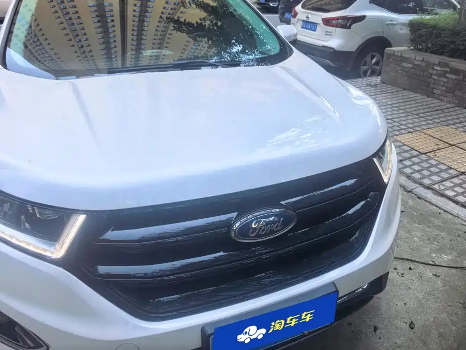 Ford Edge — фото 2