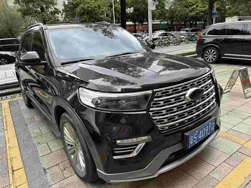 Ford Explorer — фото 2