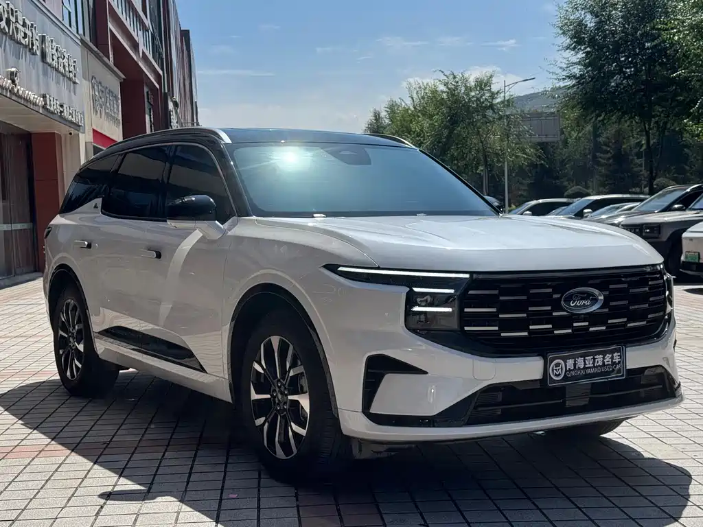 Ford Edge — фото 3