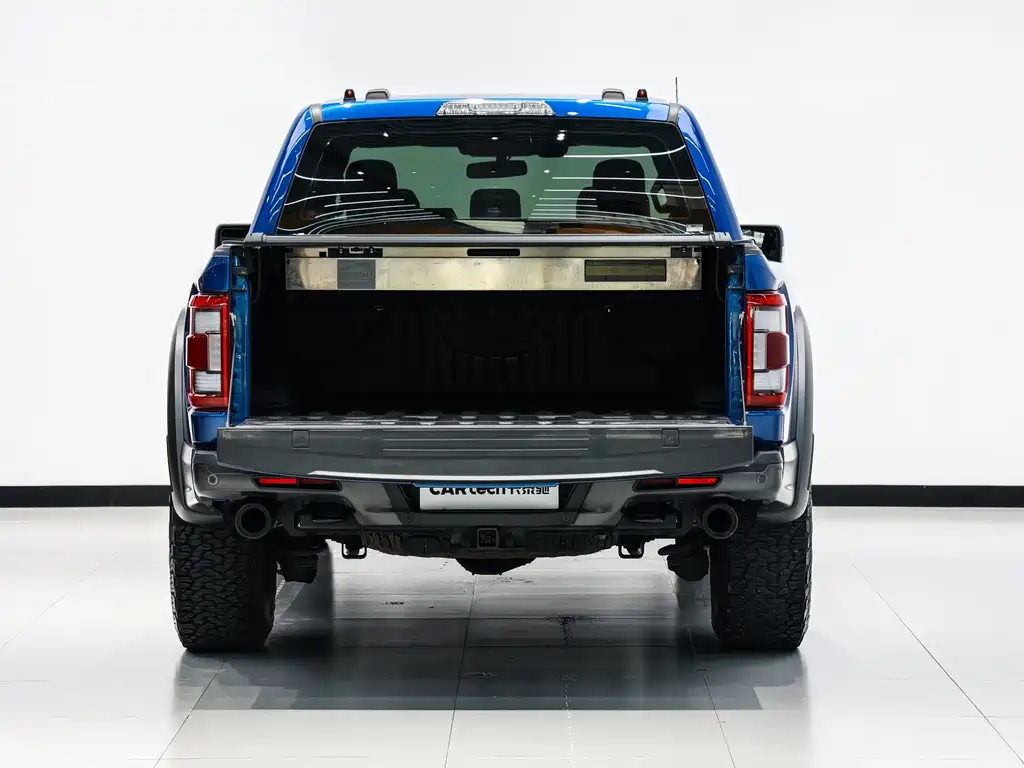 Ford F-150 Raptor — фото 13