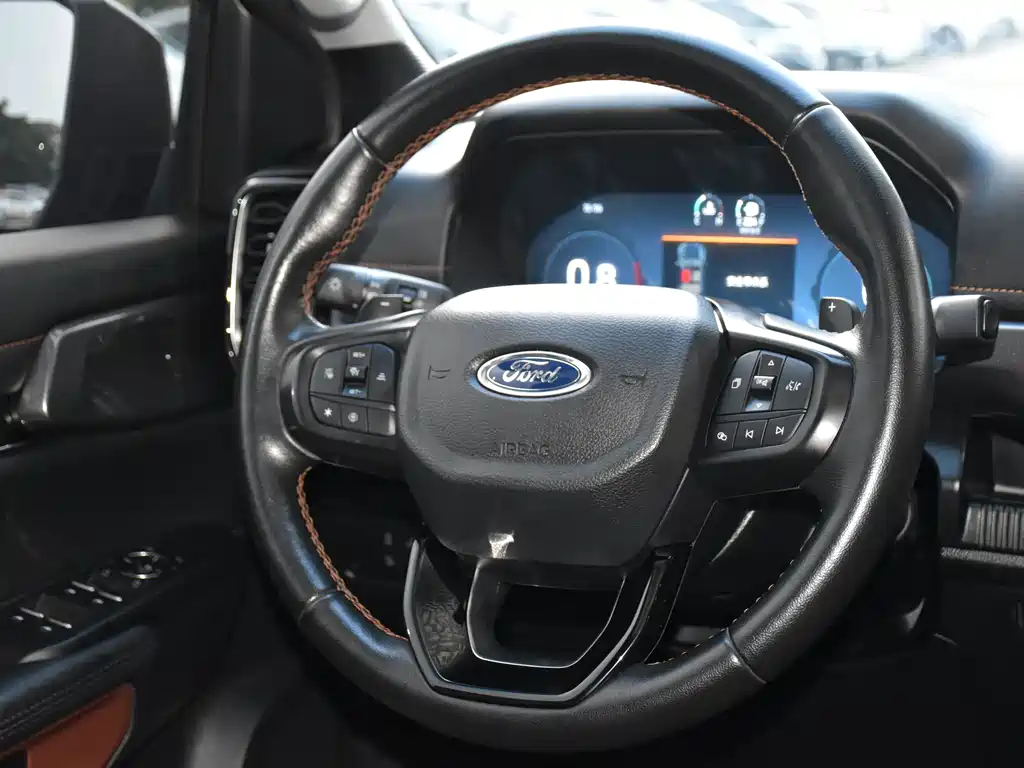 Ford Ranger — фото 13