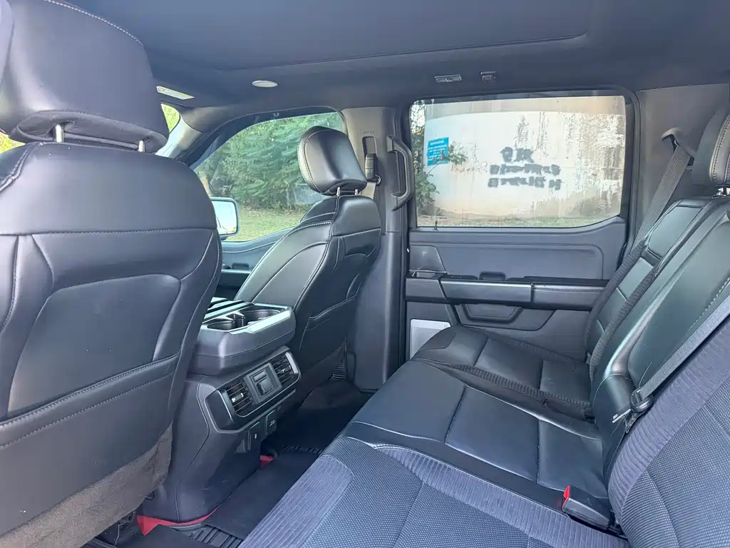 Ford F-150 Raptor — фото 7