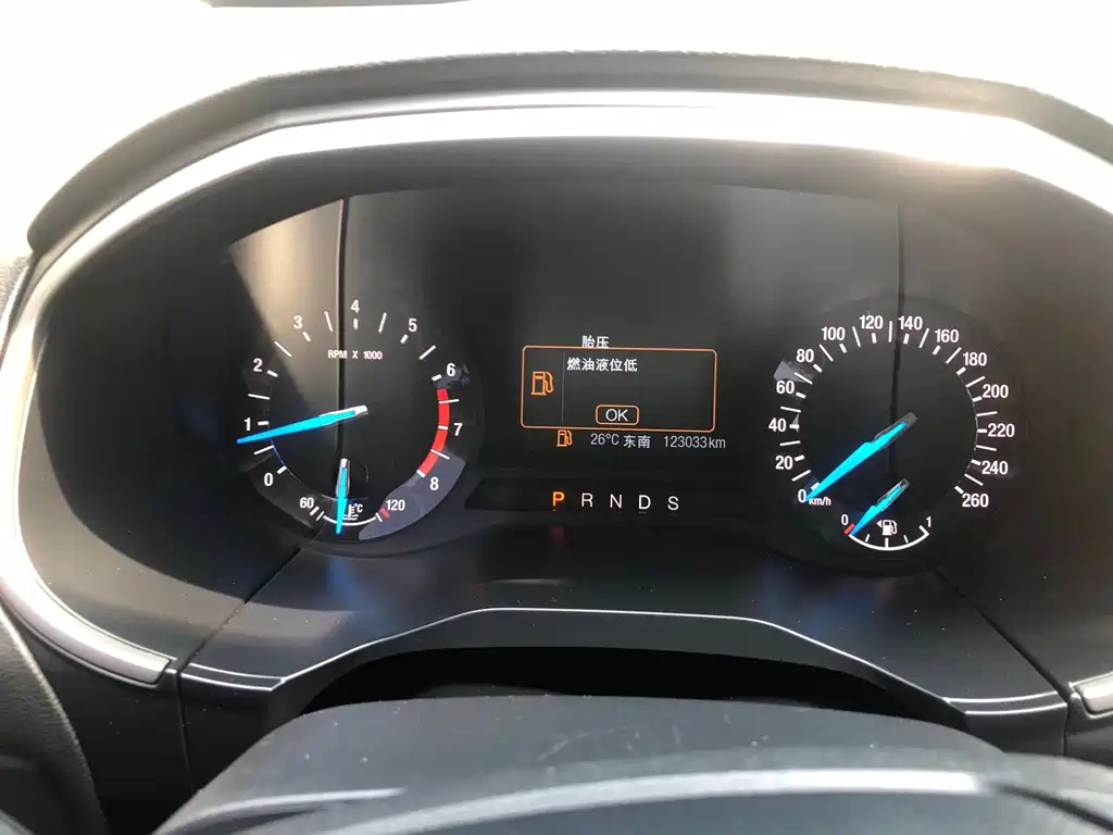 Ford Edge — фото 14