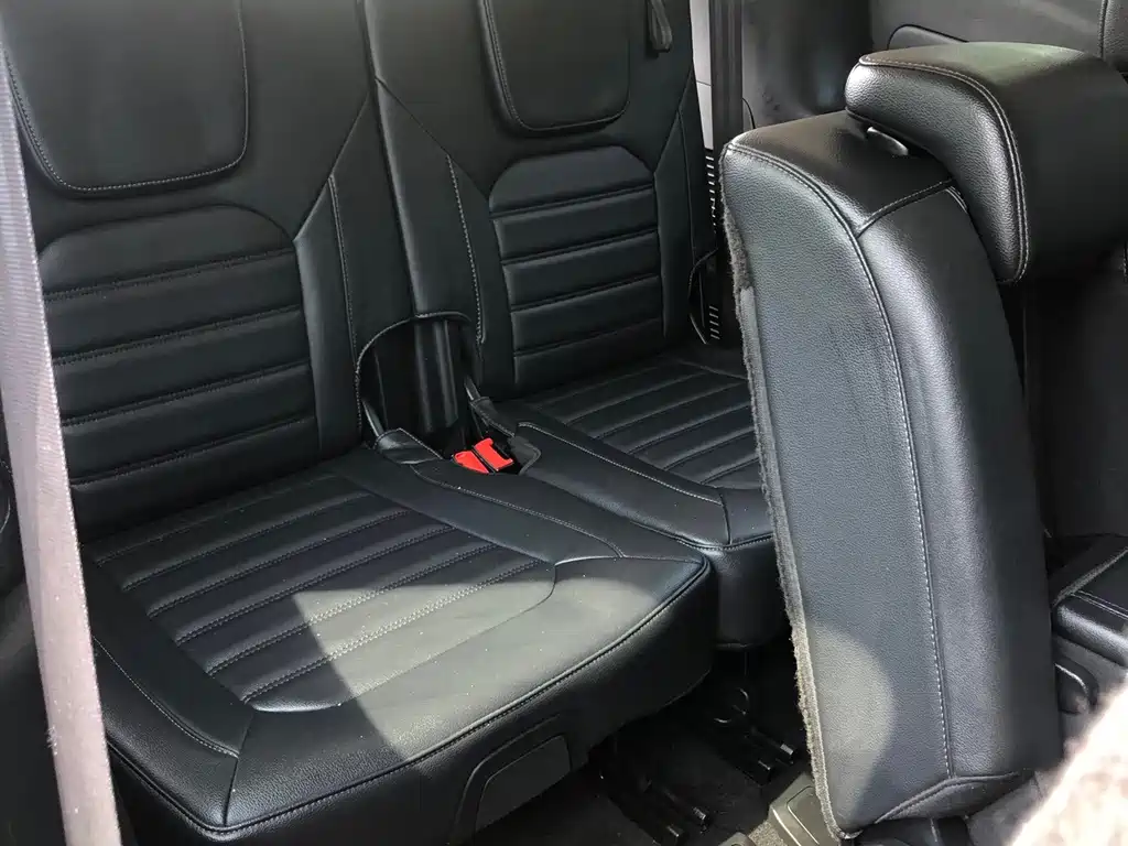 Ford Edge — фото 20