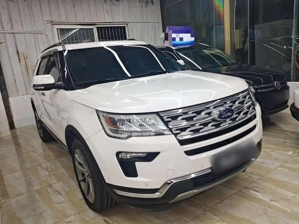 Ford Explorer (Import) — фото 4