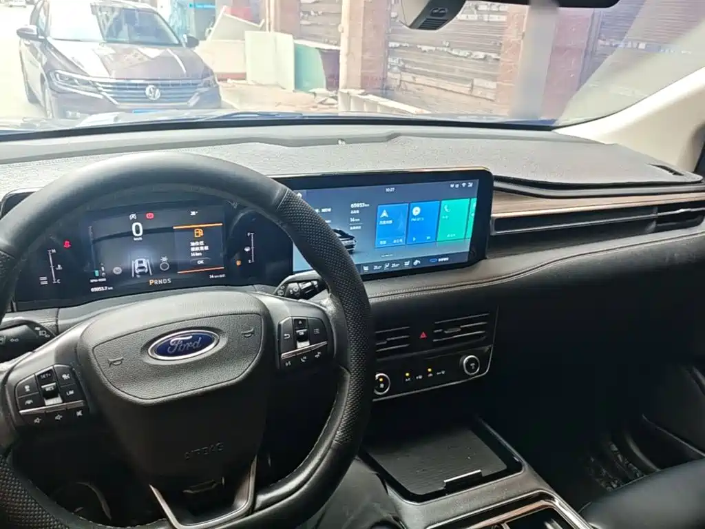 Ford Edge — фото 6