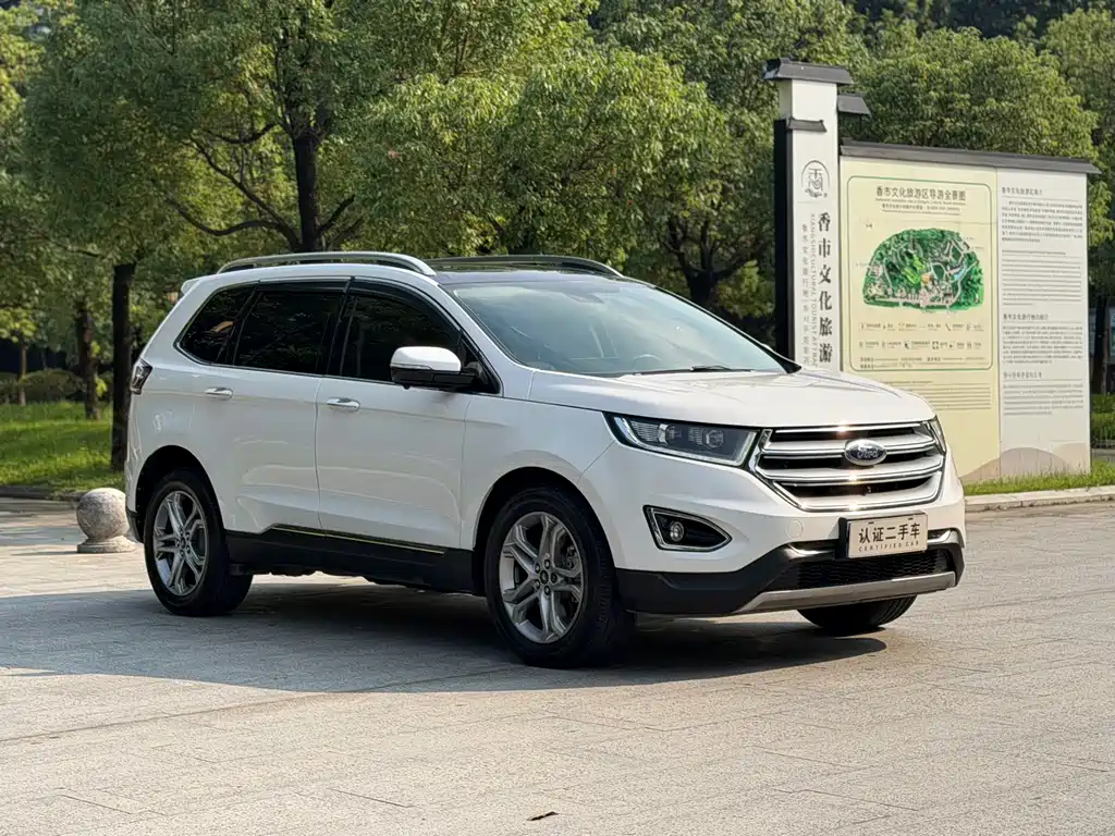 Ford Edge — фото 3
