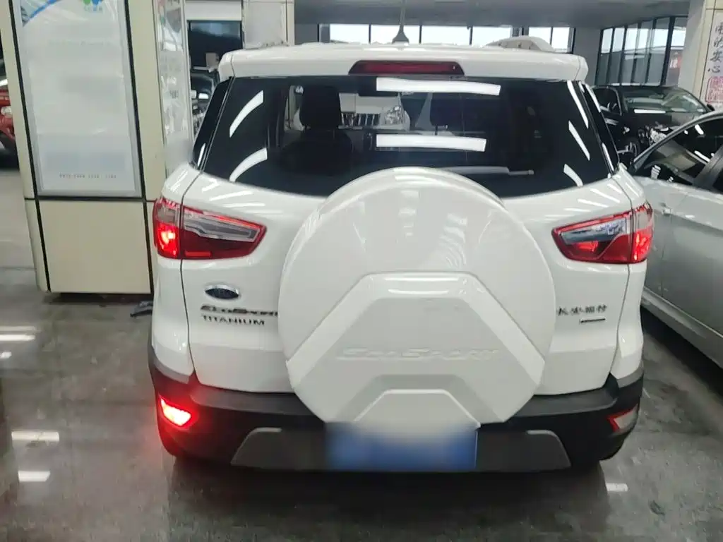 Ford Ecosport — фото 6