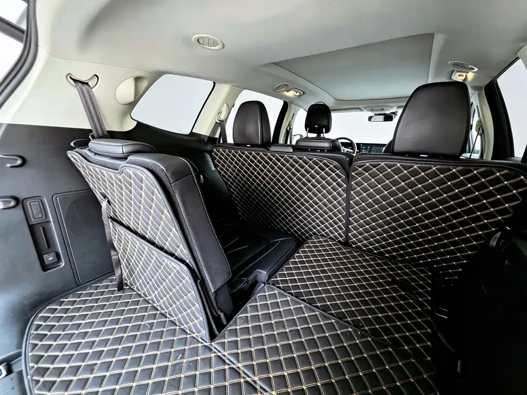 Ford Edge — фото 14