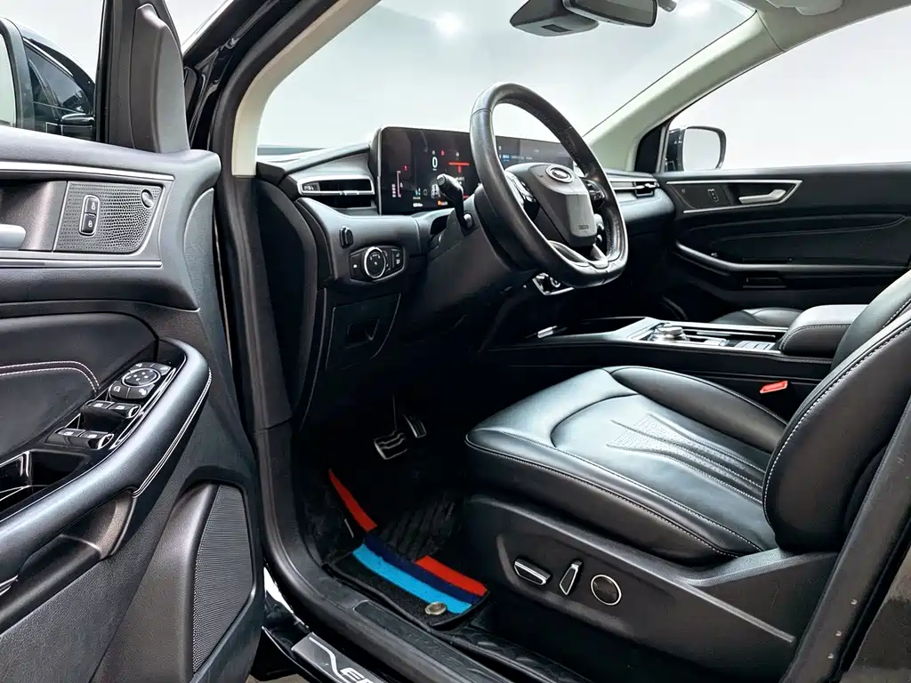 Ford Edge — фото 5