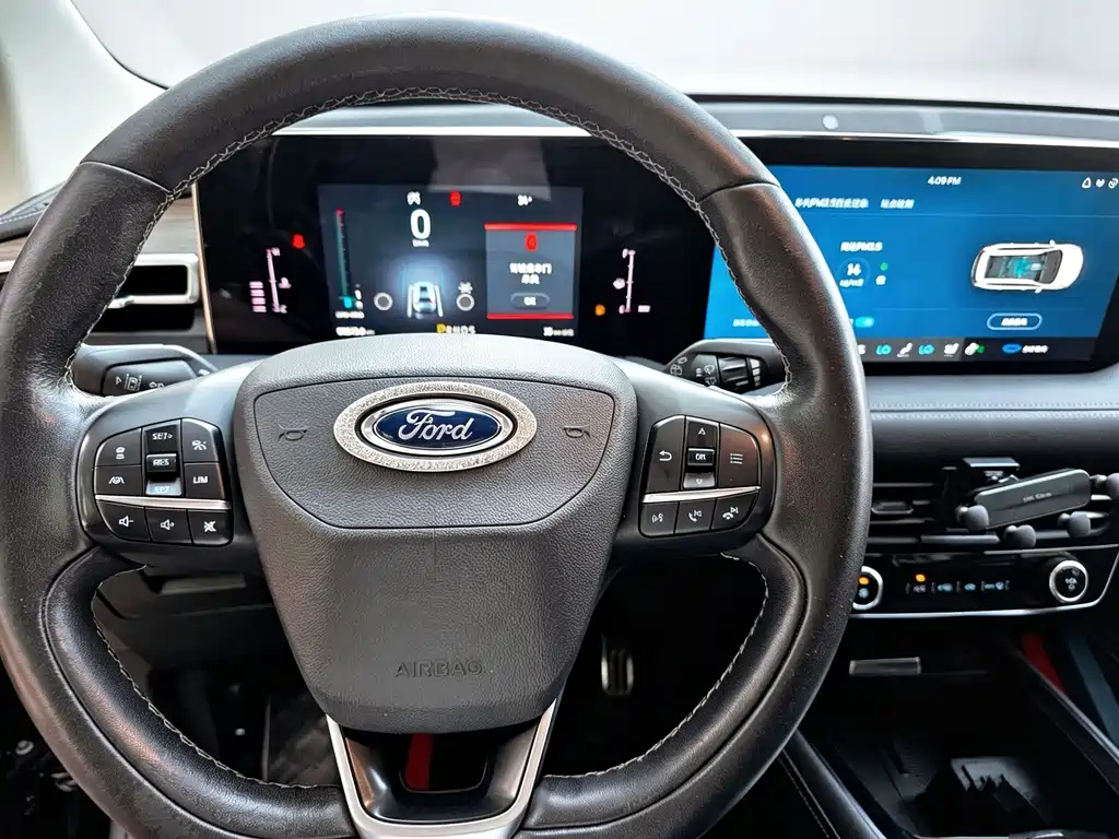 Ford Edge — фото 6
