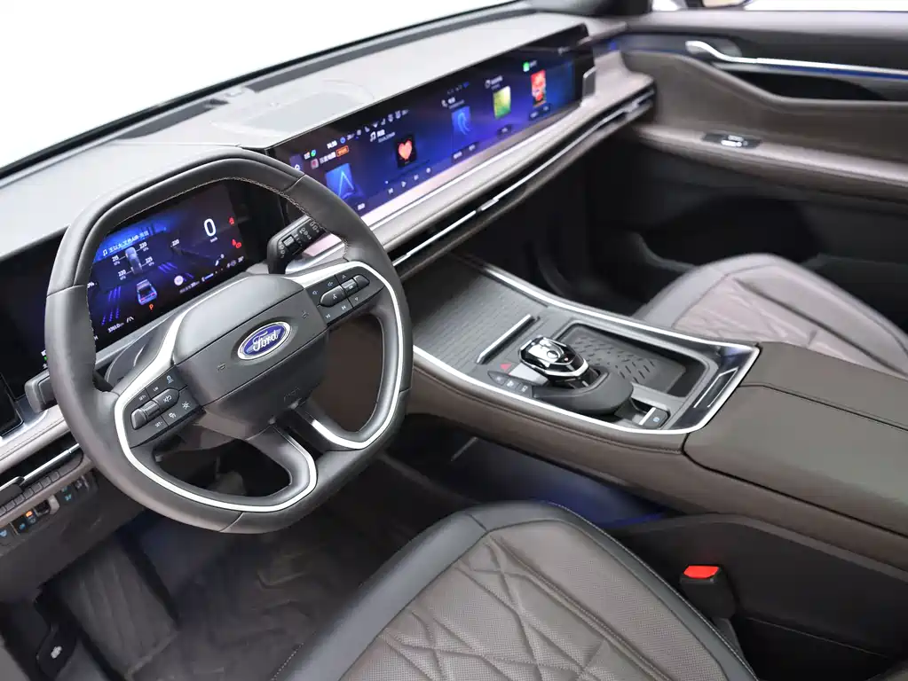 Ford Edge — фото 11