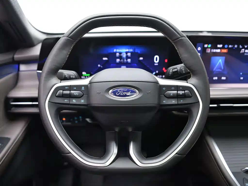 Ford Edge — фото 14