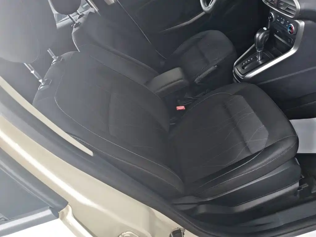 Ford Ecosport — фото 25