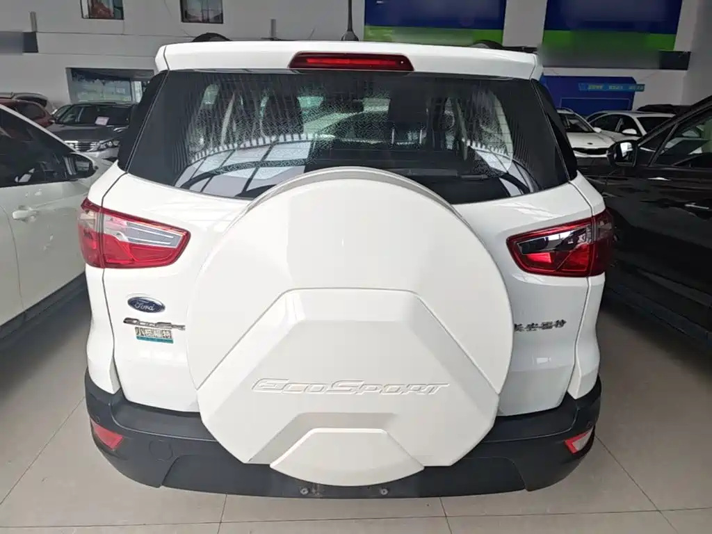 Ford Ecosport — фото 6