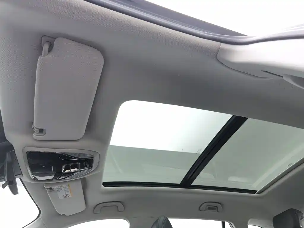 Ford Equator Sport — фото 14