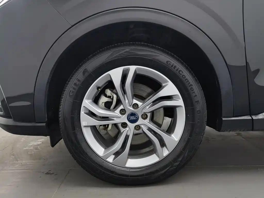 Ford Equator Sport — фото 17