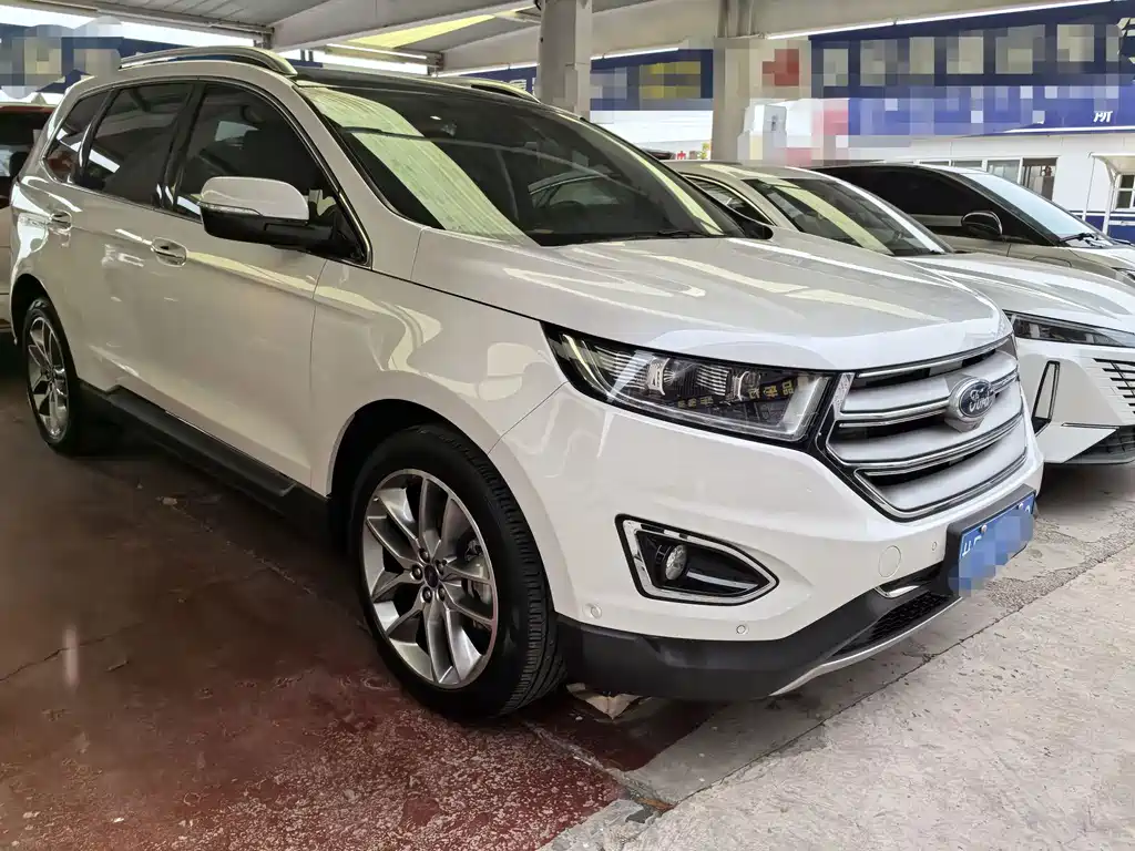 Ford Edge — фото 3