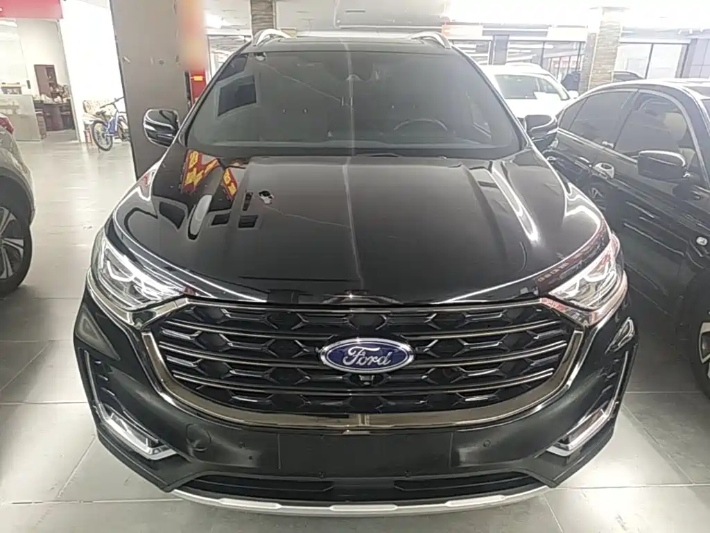 Ford Edge — фото 3