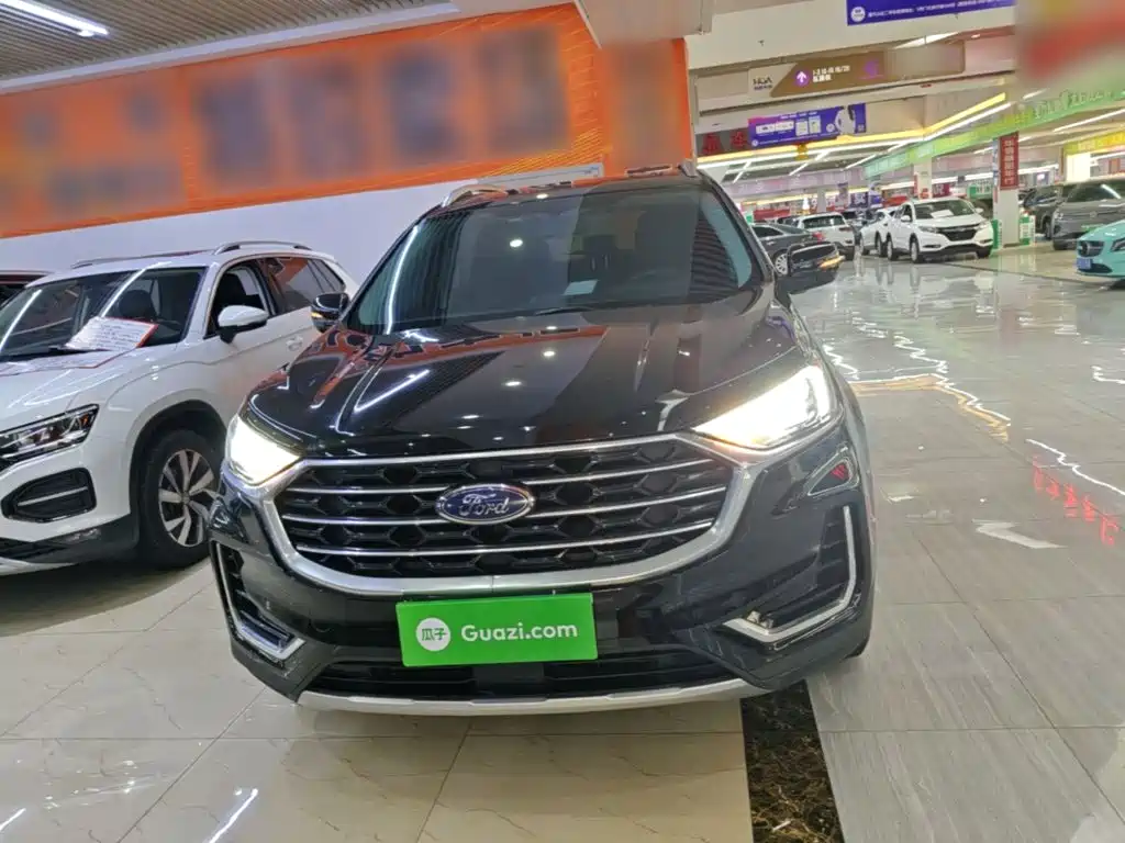 Ford Edge — фото 3
