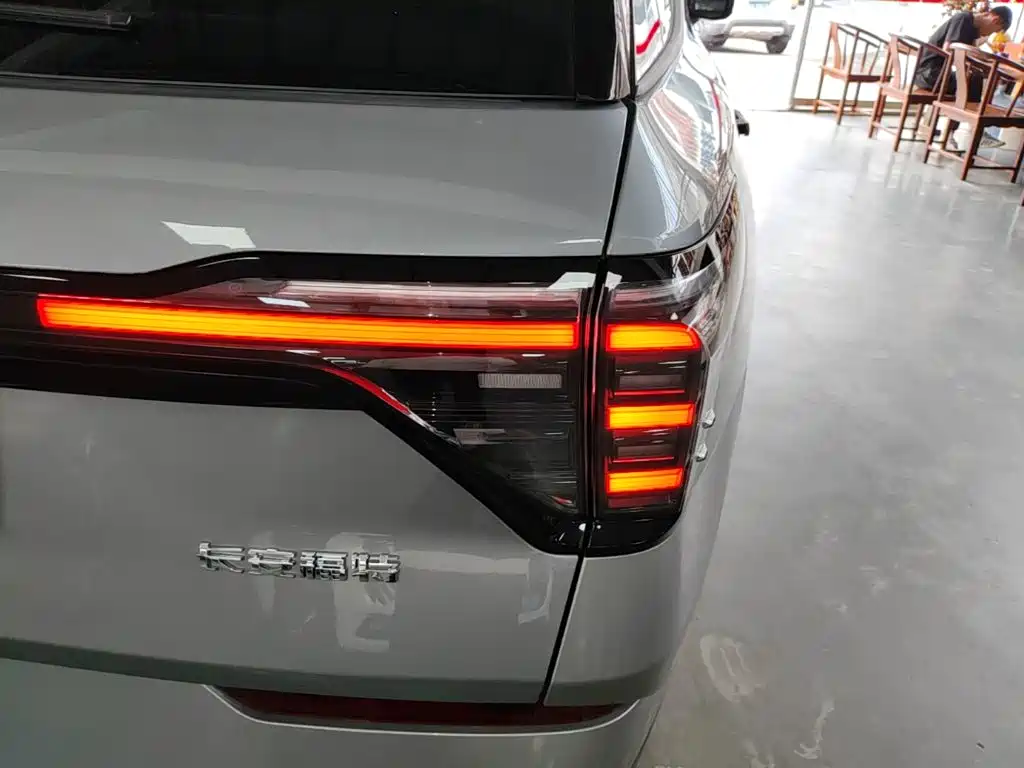 Ford Edge — фото 8