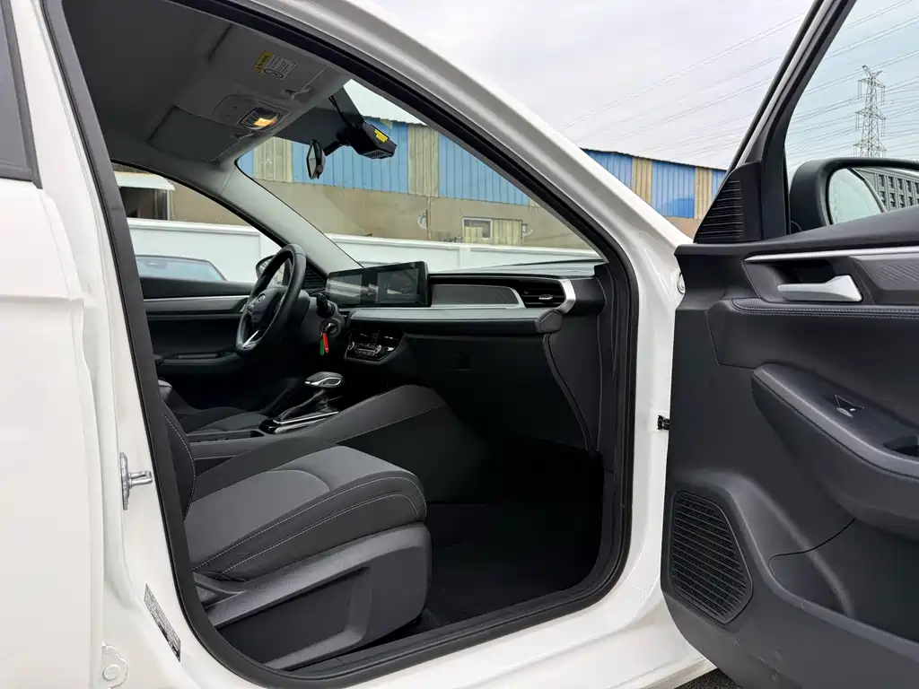 Ford Escort — фото 17