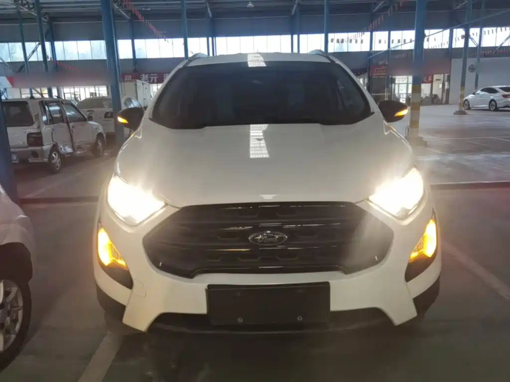 Ford Ecosport — фото 3
