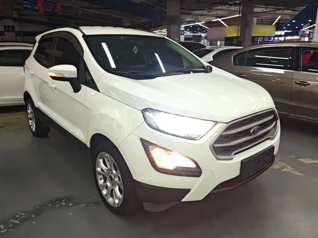 Ford Ecosport — фото 4