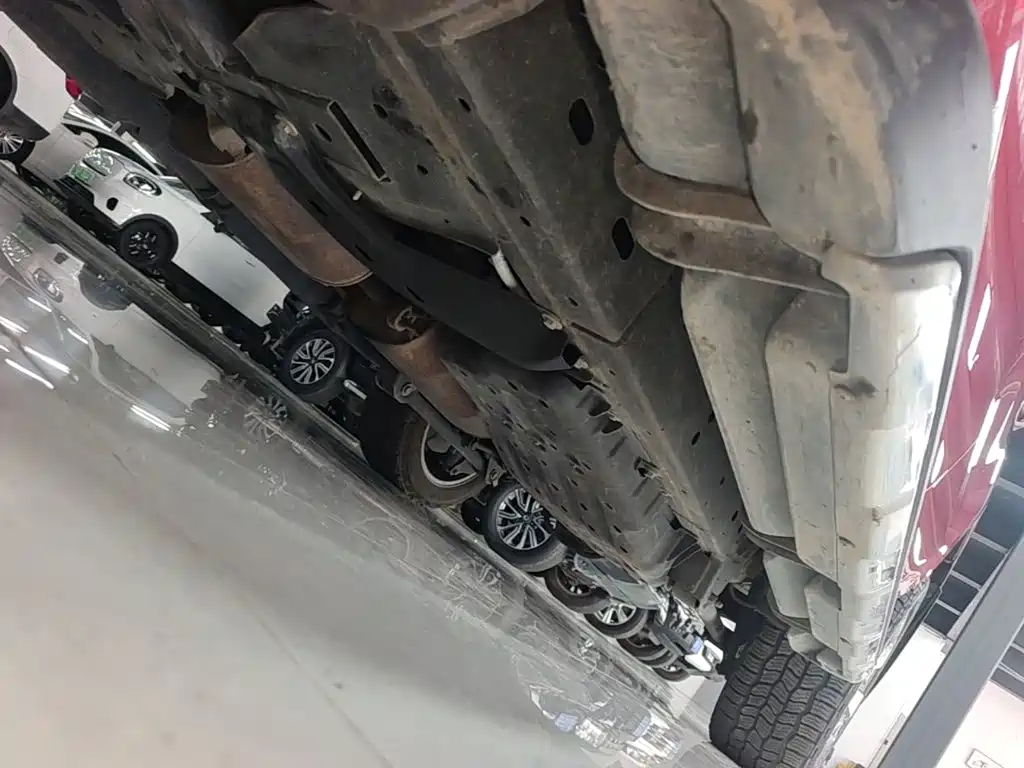 Ford Everest — фото 22