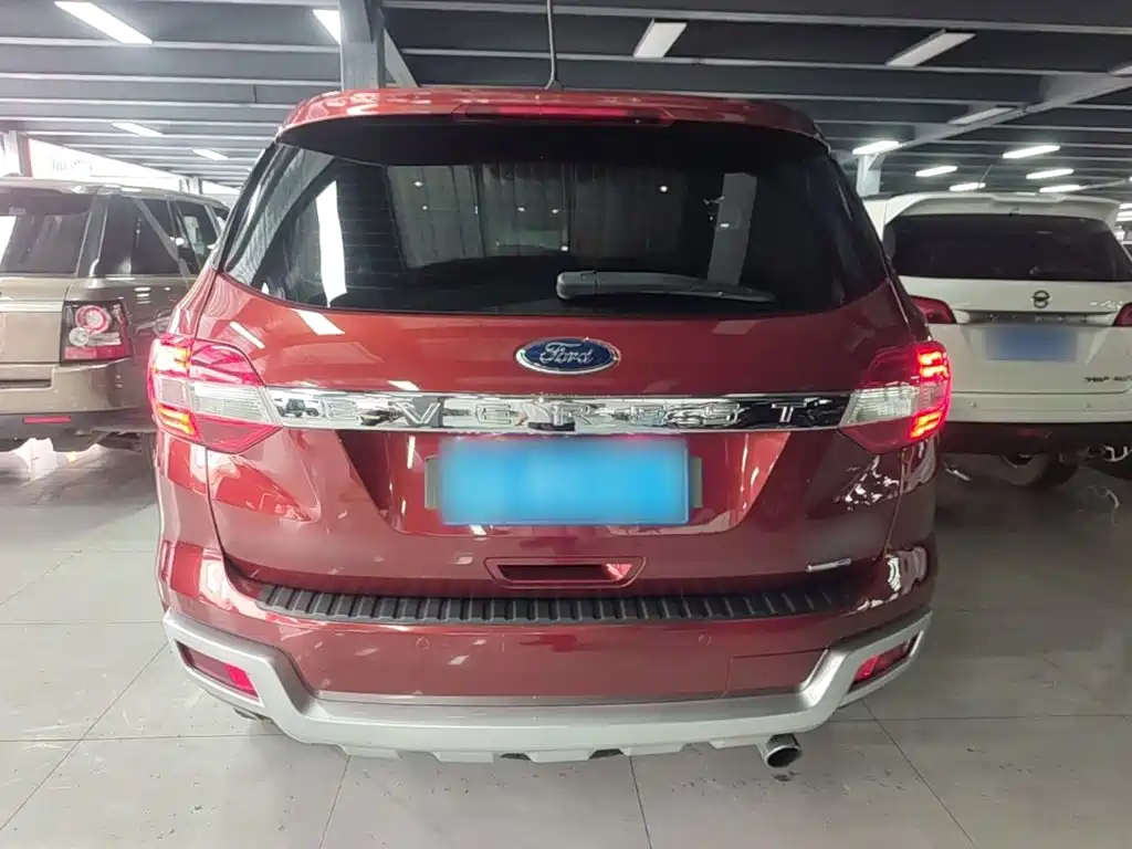 Ford Everest — фото 6