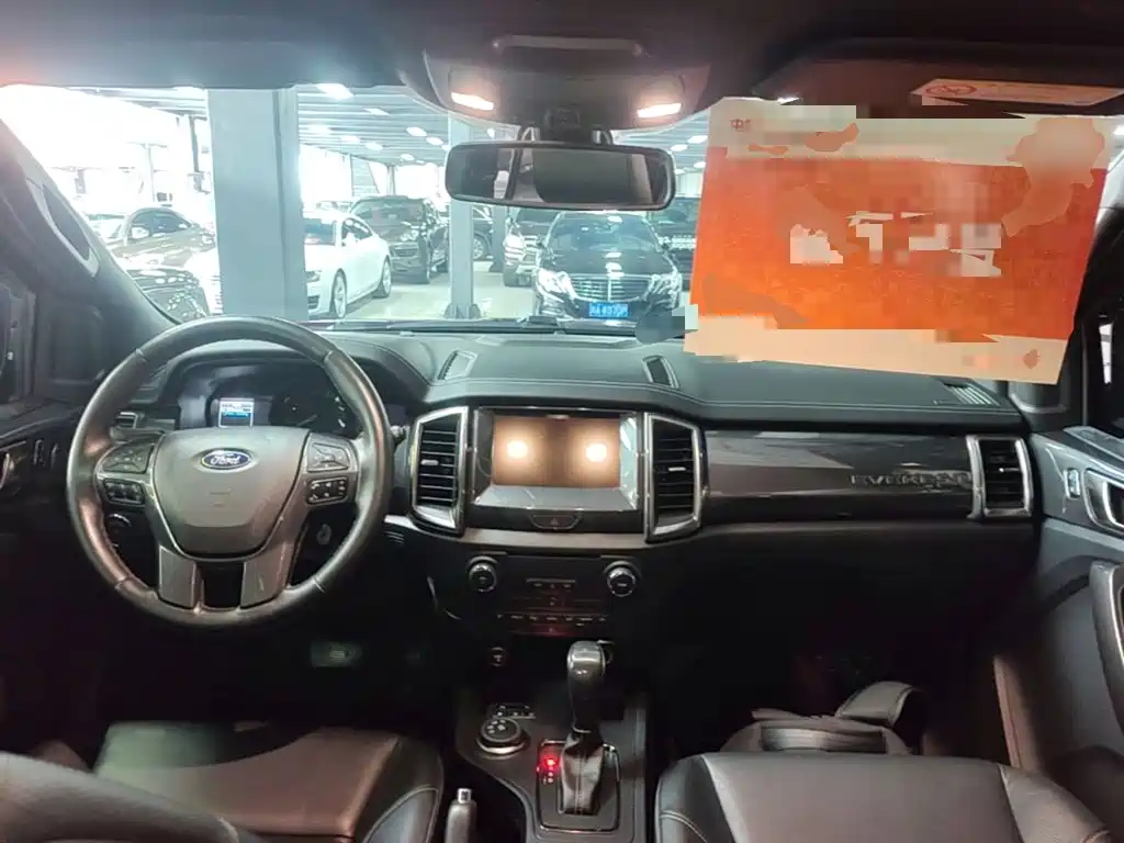 Ford Everest — фото 10