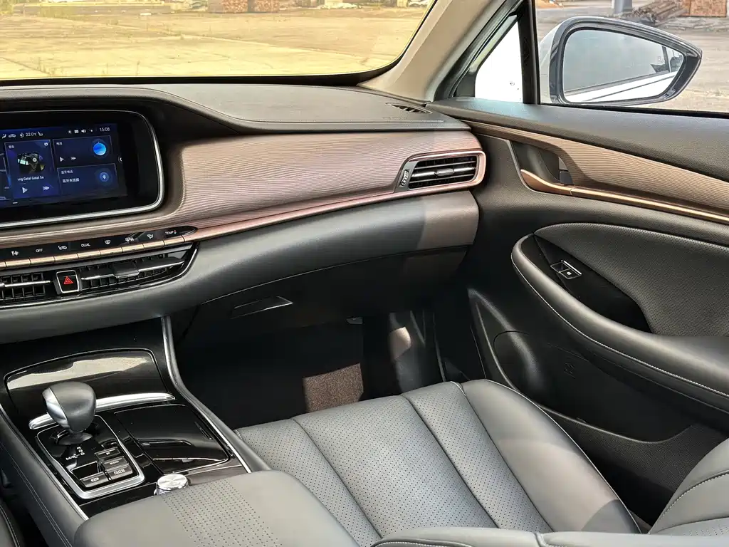 GAC Motor Trumpchi GA6 — фото 23