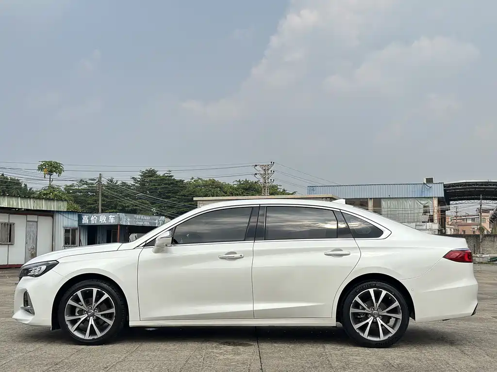 GAC Motor Trumpchi GA6 — фото 10