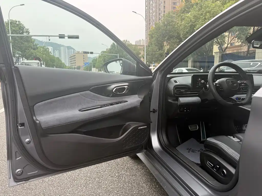 GAC Motor Shadow Leopard — фото 9
