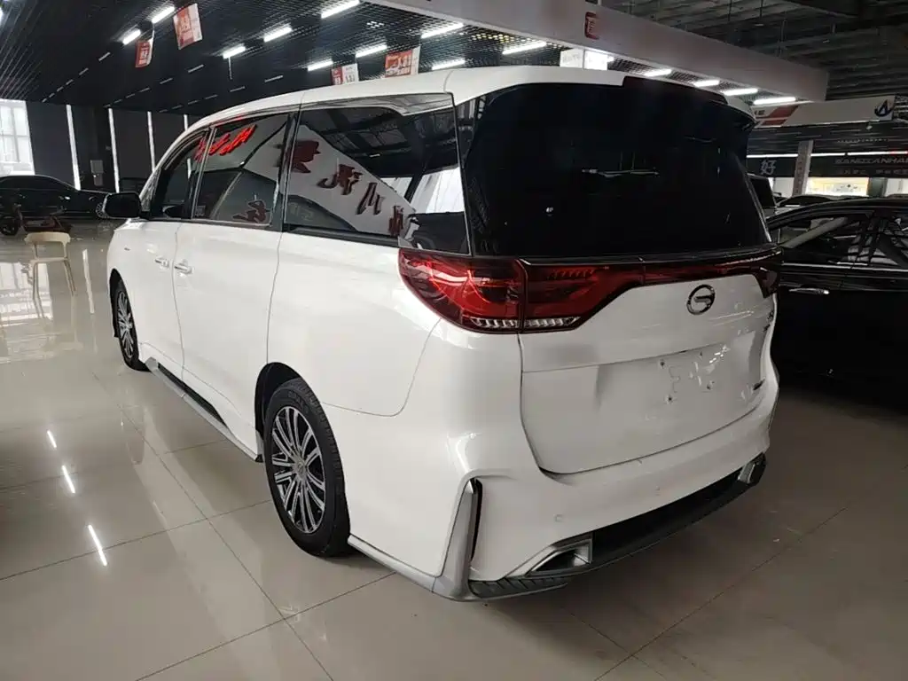 GAC Motor Trumpchi M8 — фото 5
