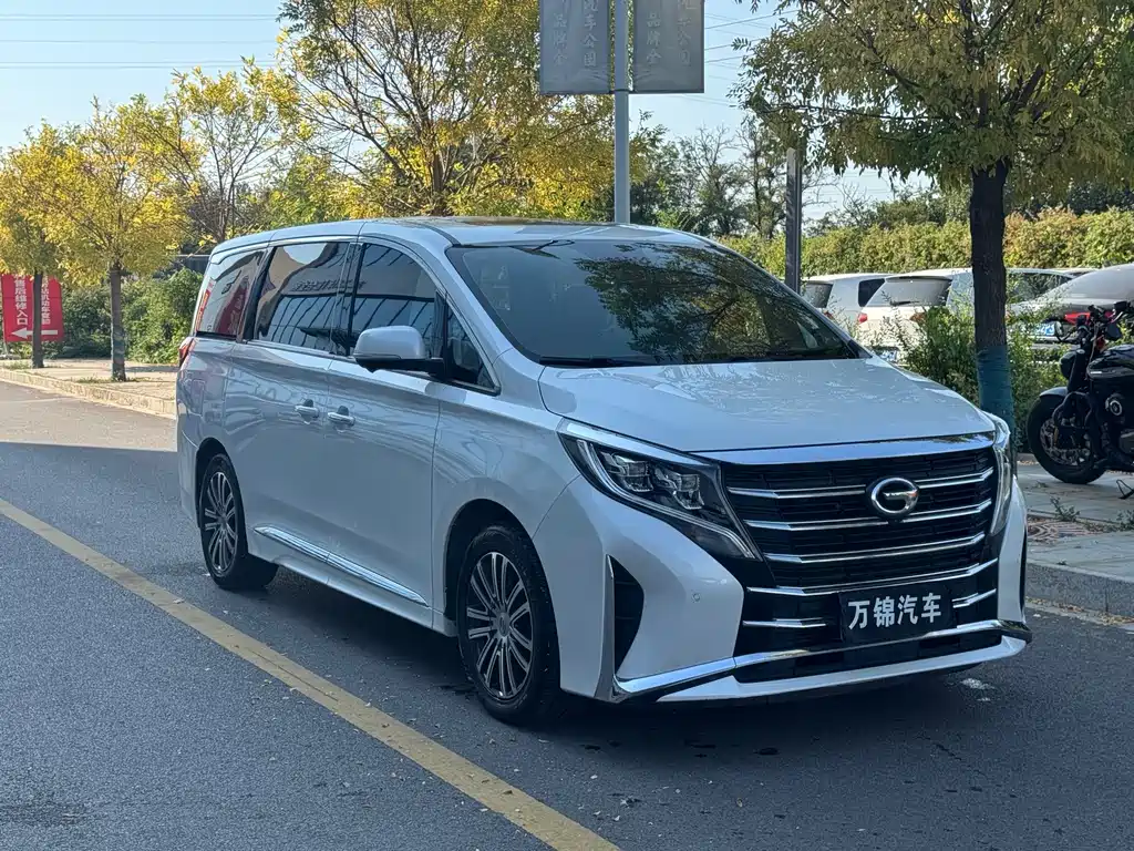 GAC Motor Trumpchi M8 — фото 3