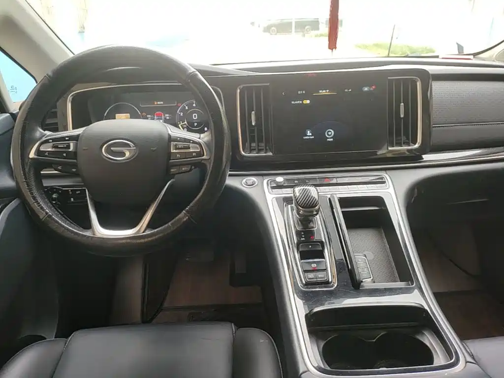 GAC Motor Trumpchi M8 — фото 10