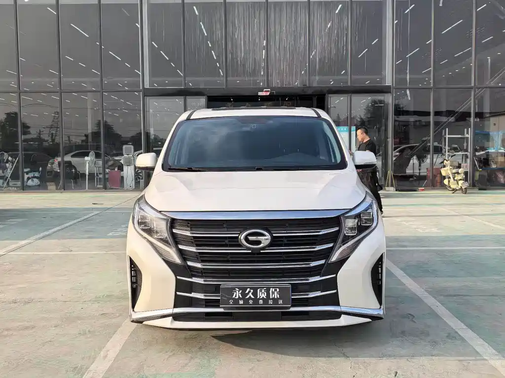 GAC Motor Trumpchi M8 — фото 2