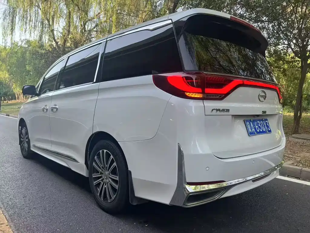 GAC Motor Trumpchi M8 — фото 4